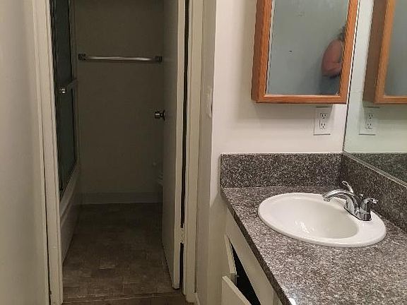 3rd image of 18200 Killion St #6