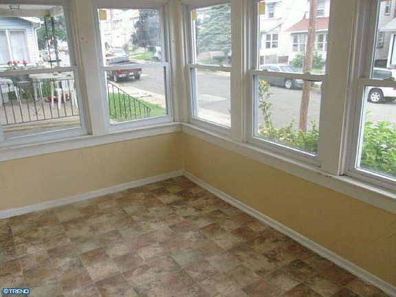 2nd image of 206 Marshall Ave