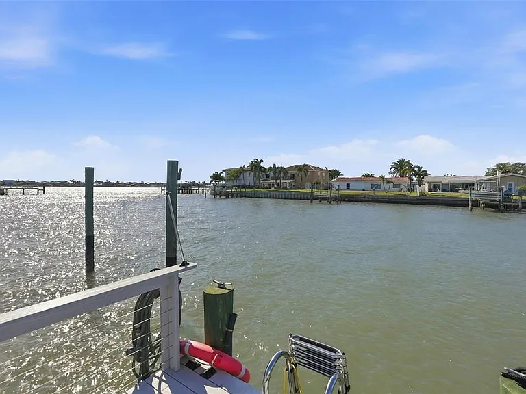 573 Boca Ciega Point Blvd N — Photo 2