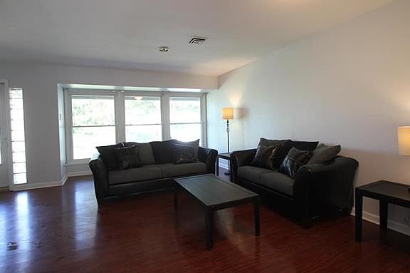 3rd image of 12408 Highlife Dr