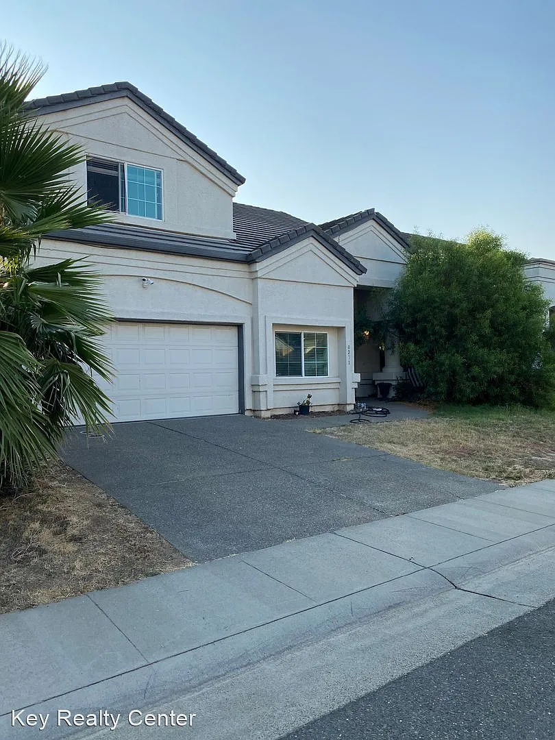 8271 Boulder Field Dr photo 1