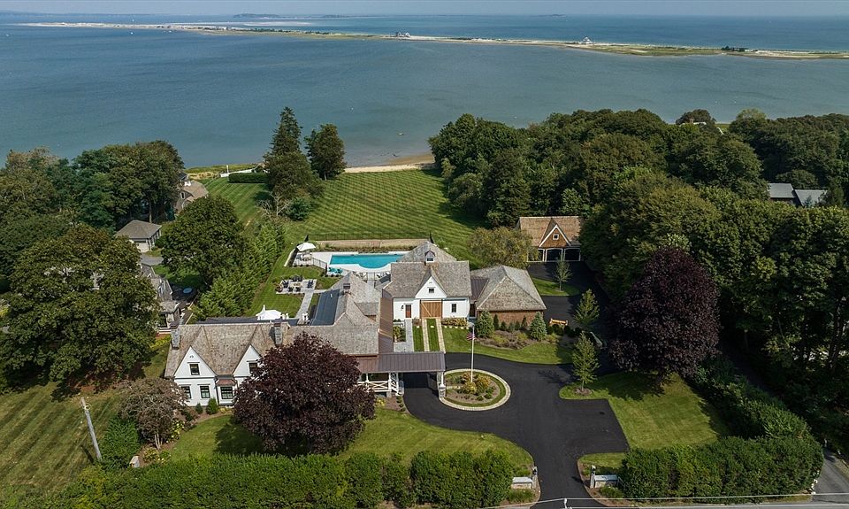 1st image of 28 Warren Ave