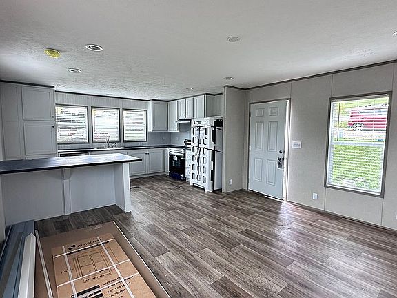 5th image of 359 Barnett Dr Lot 61