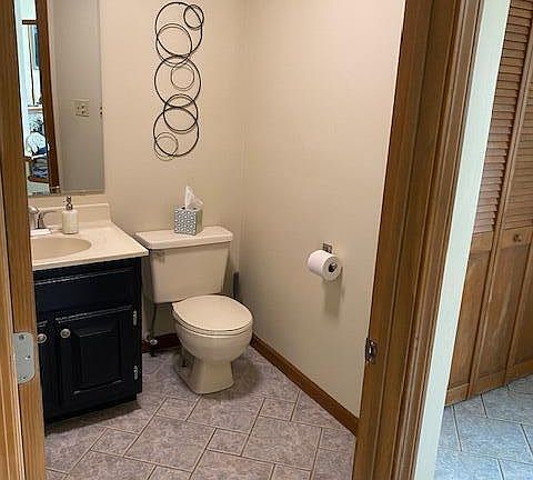 5th image of 4155 Hagar Shore Rd