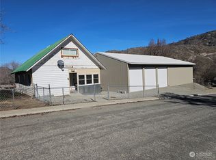 106 3rd St, Riverside, WA 98849