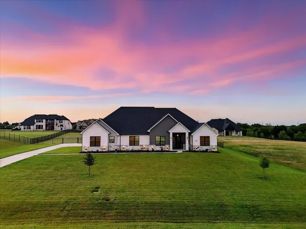 389 Arbor Mill Ct, Sunnyvale, TX 75182