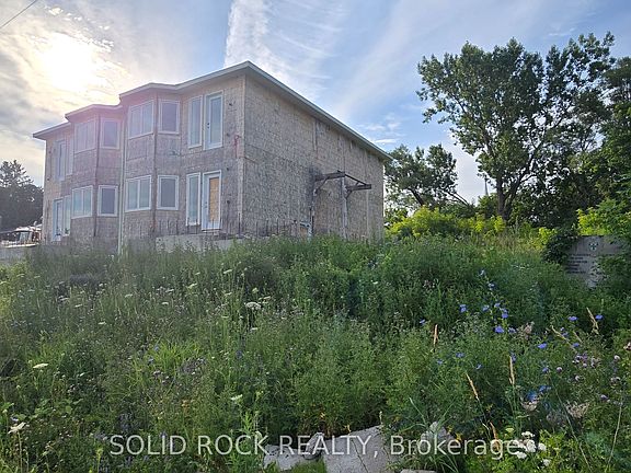 4th image of 6758 Rocque St