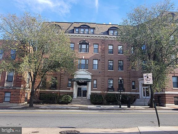 2nd image of 1211 Light St Unit 410