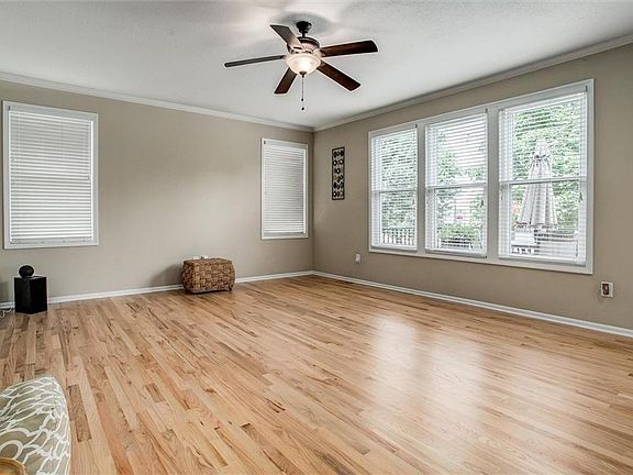5th image of 21624 W 58th St
