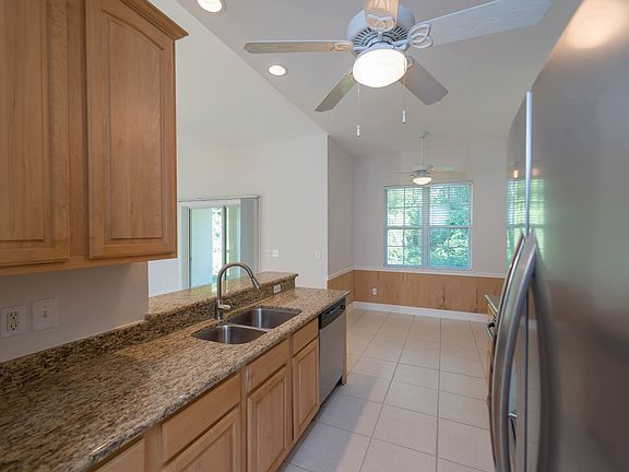 5th image of 119 Belles Chase Ct