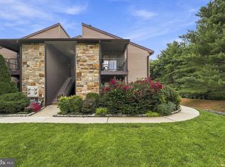 20 Gena Ct, Hamilton, NJ 08690