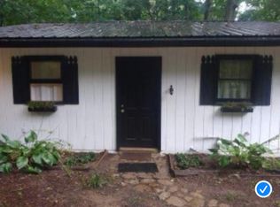 348 Foxhall Rd, Mills River, NC 28759