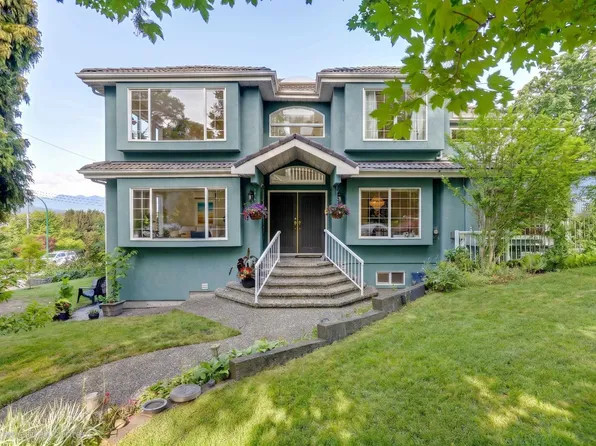 588 Kaslo St N, Vancouver, BC V5K 5H1