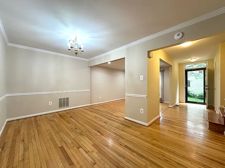5127 Kenside Ct — Photo 11