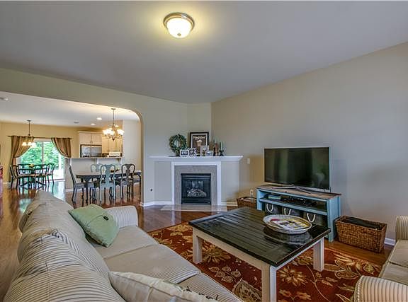 2nd image of 3557 Harpeth Springs Dr