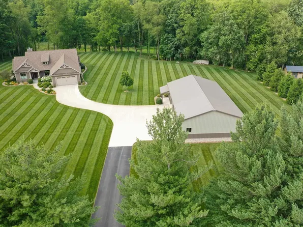 17209 County Road 50, Syracuse, IN 46567