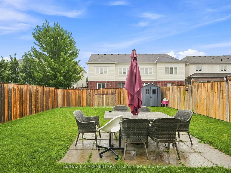 45 Dominion Cres — Photo 20