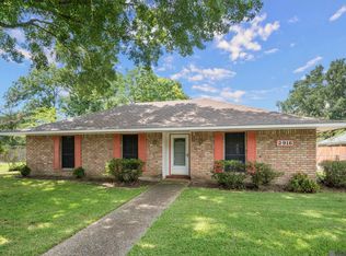 2916 Cavalier Dr, Baton Rouge, LA 70816