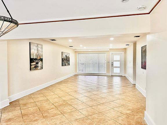 2nd image of 259 Kansas Ave