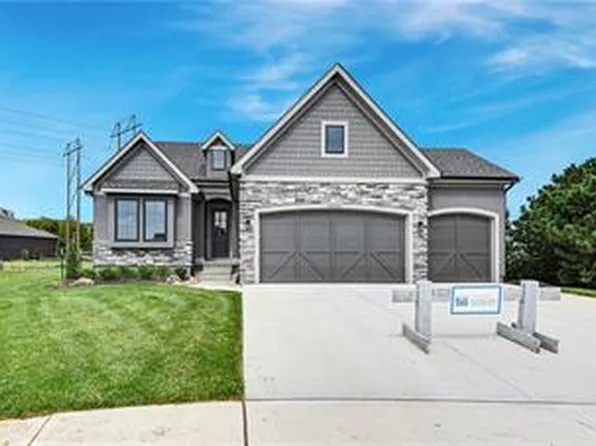 14500 Meadow Ln, Leawood, KS 66224