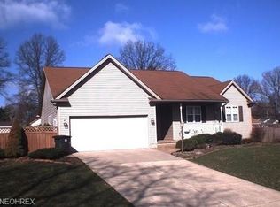 1561 Birch Run Dr NE, Warren, OH 44483