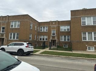 4548 W Barry Ave #1, Chicago, IL 60641
