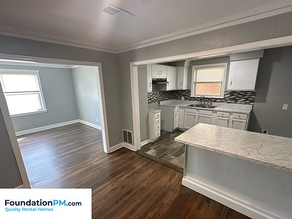 5th image of 2282 Devoy Ave