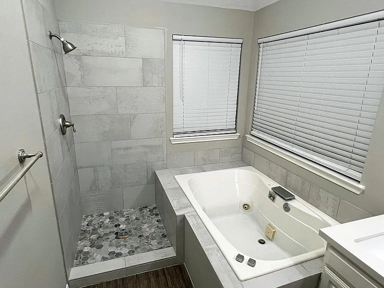 12414 Logan Mill Dr — Photo 19