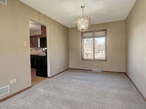 5th image of 1114 Moorland Ave
