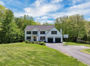 252 Long Hill Rd, Dover, NH 03820