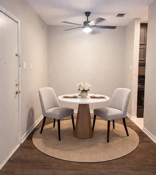 5620 Live Oak St #306 — Photo 2