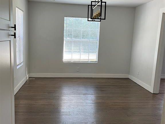 2nd image of 903 W 8th St