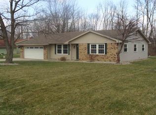 8713 Multirose Ln, Leo, IN 46765