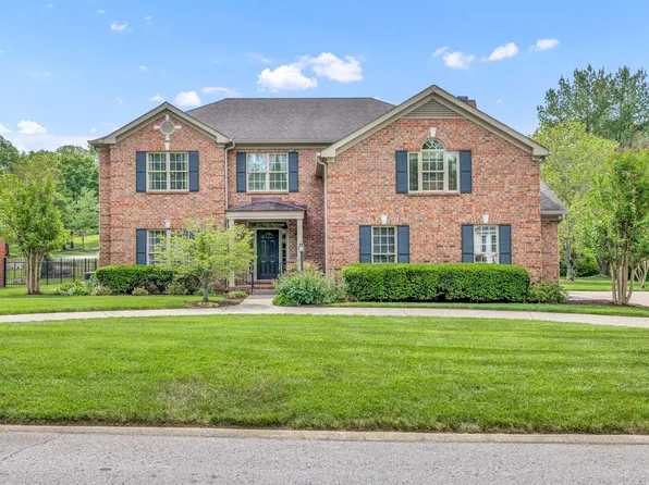 903 Park Ln, Nashville, TN 37221