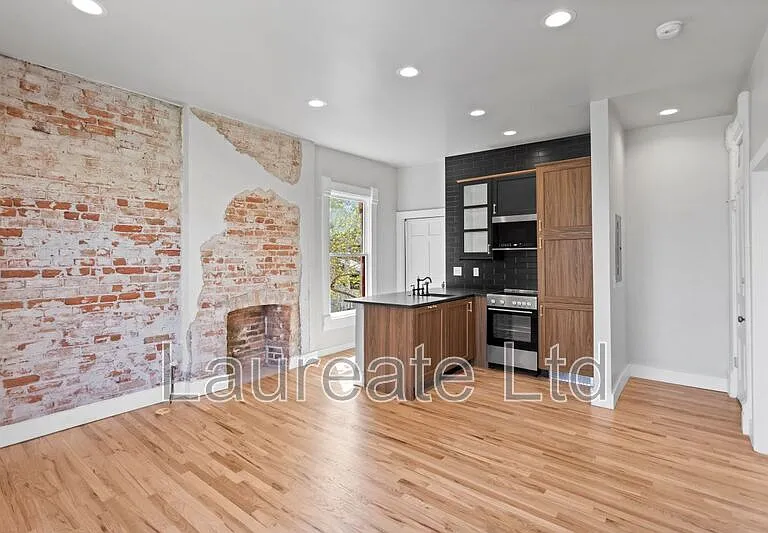 2224 E 14th Ave #3 — Photo 1
