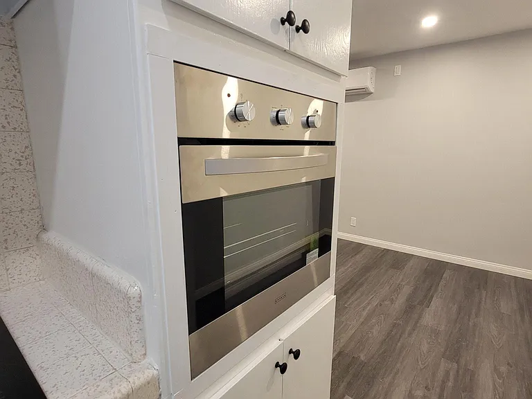 525 Fischer St #6 — Photo 7