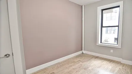 Rented by Park Property Advisors