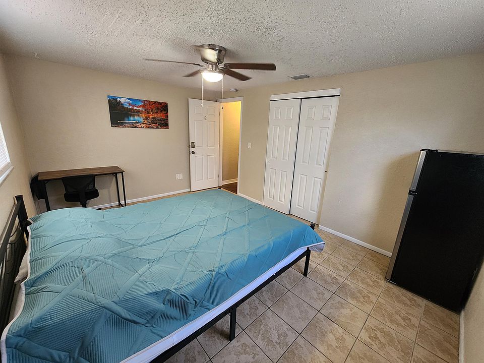 1st image of 3547 Cheswick Dr Room 2