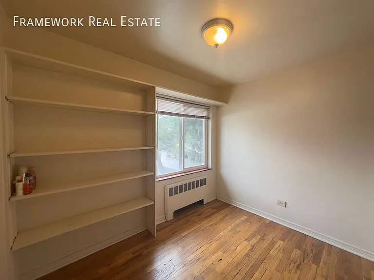 1460 N Ivanhoe St — Photo 10