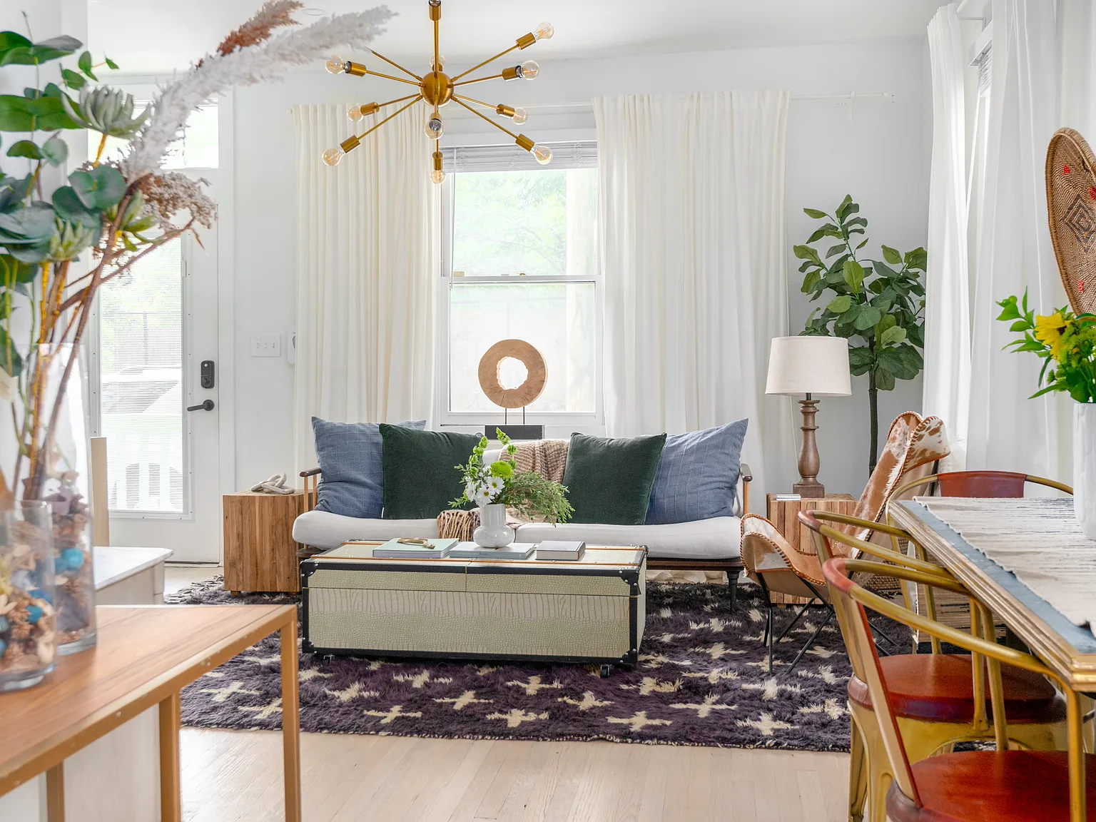 2 bed, 1.5 bath, 1259 sqft, $4,200 — Photo 3