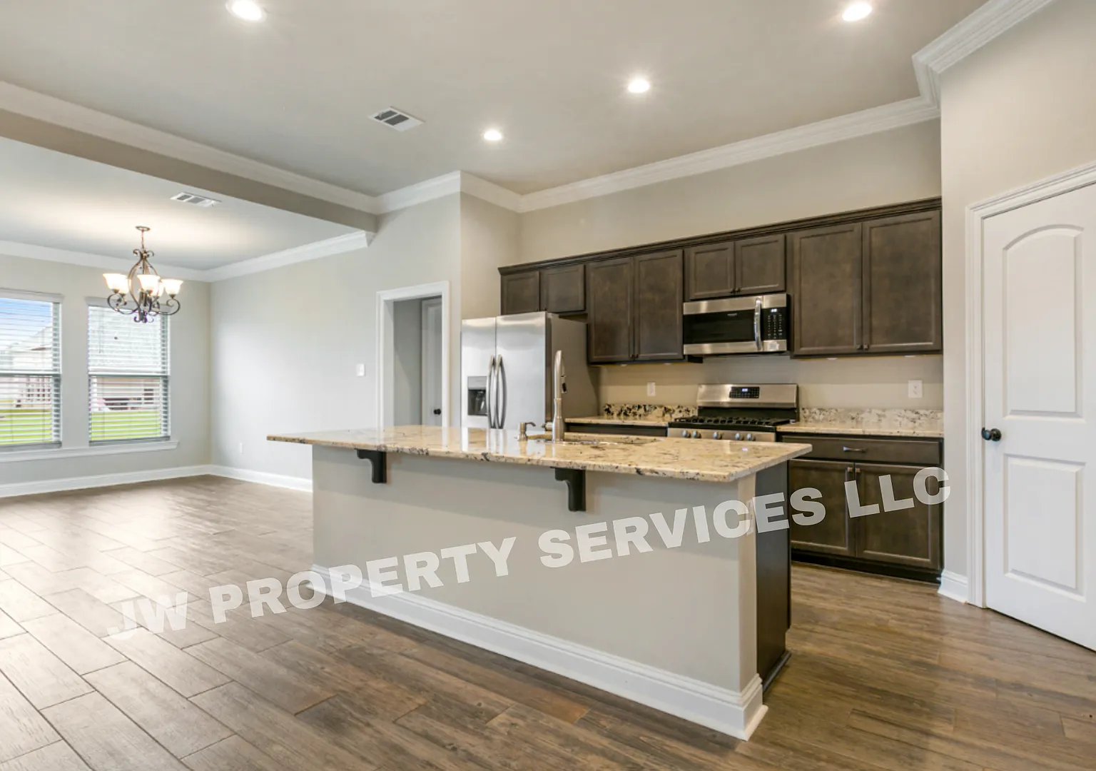 Spacious 3-Bedroom Home in Slidell Modern Comfort & Convenient Location — Photo 3