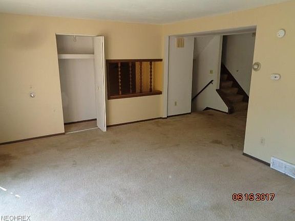 5th image of 4739 Oak Hill Blvd