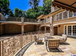 1617 Moreno Dr, Glendale, CA 91207