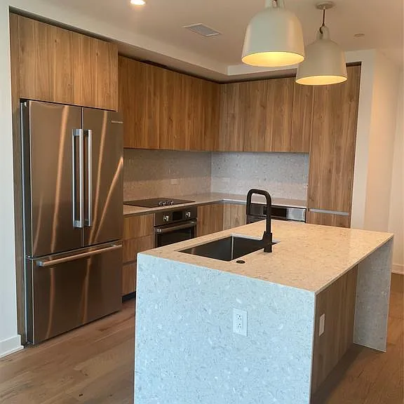 84 East Ave #2607 — Photo 2