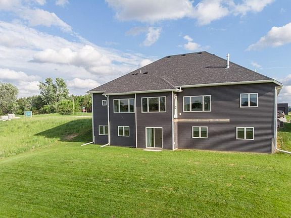 4th image of 1704 Michigan Dr