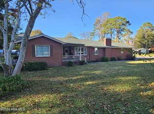 312 N Crescent Dr, Plymouth, NC 27962