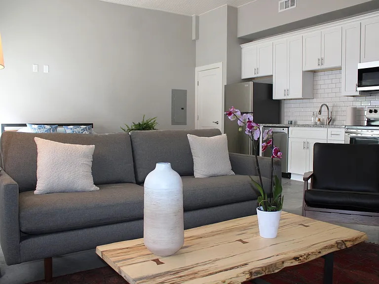 Union Lofts Apartments — Photo 40