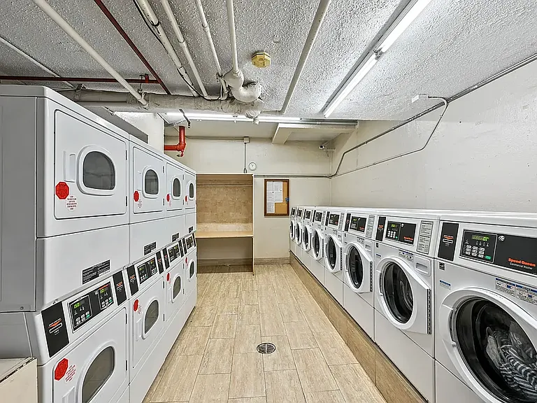 35 E 38th St #7H — Photo 8