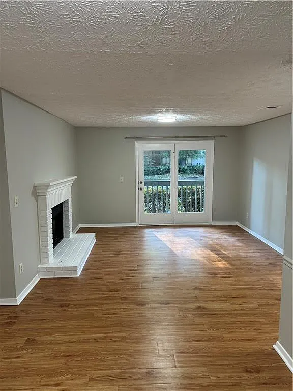 2 bed, 2.0 bath, 1068 sqft, $1,850 — Photo 3