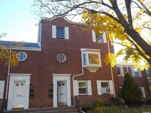 70-36 260th Street #2+3, Glen Oaks, NY 11004